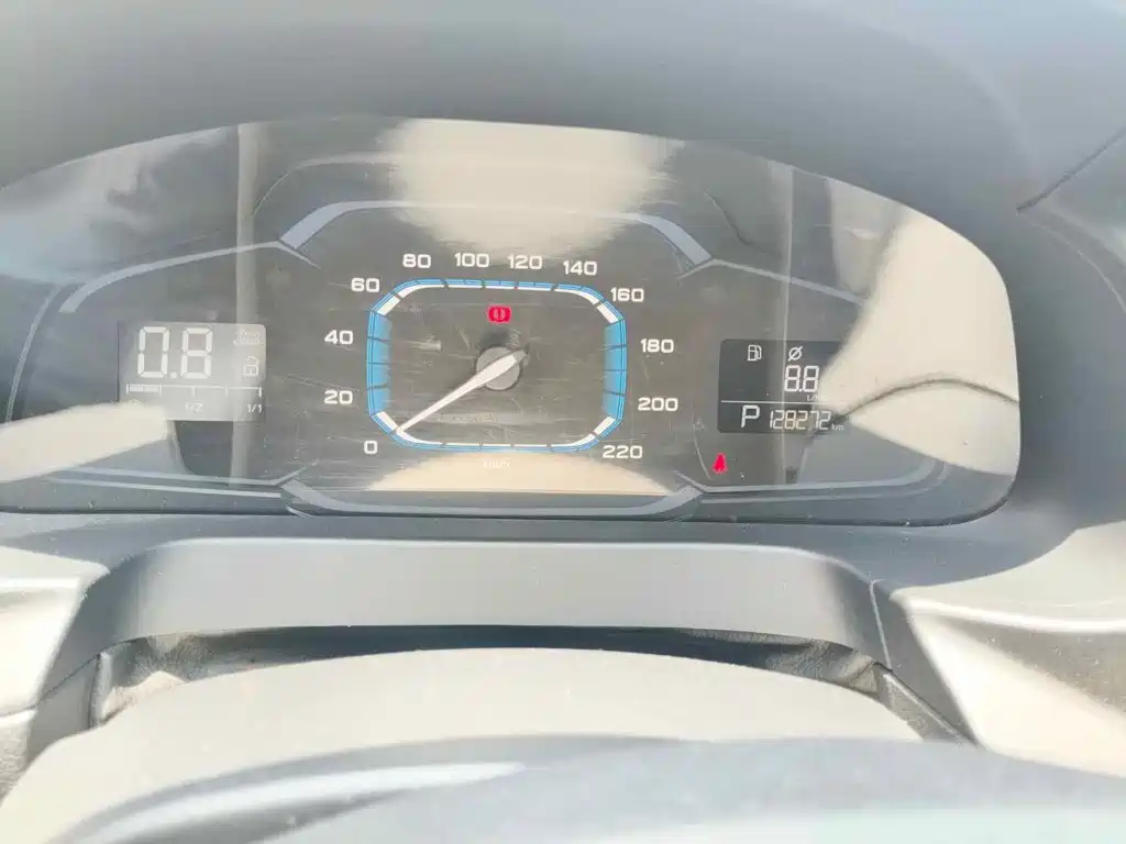 Photo 4 - Roewe 360
