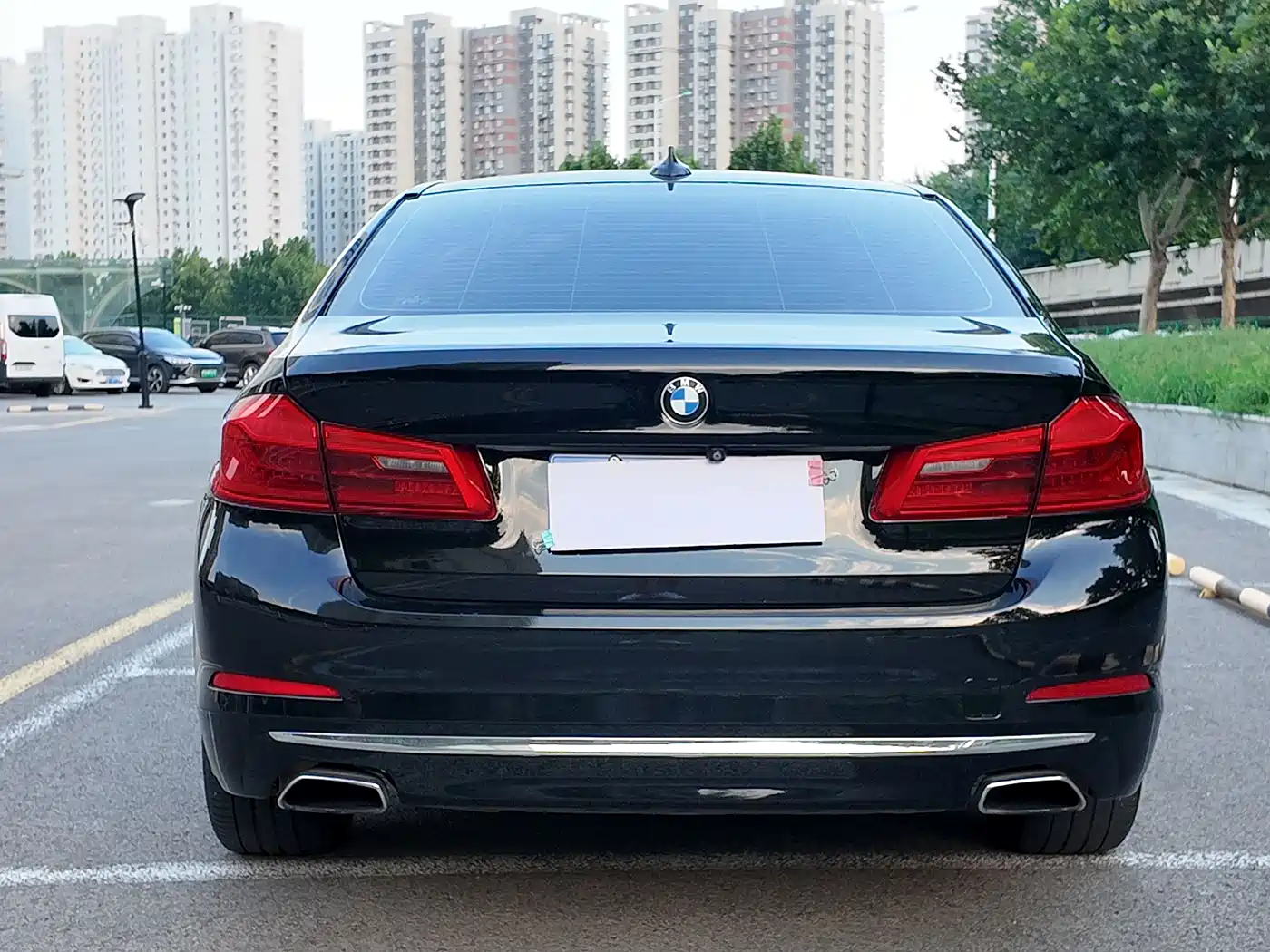 BMW 5 Series 2018 525Li Luxury Package фото 19