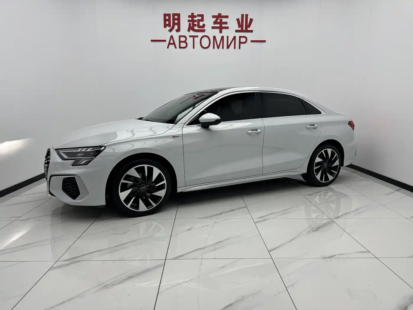 Audi A3 2023 A3L Limousine 35 TFSI Fashion Sport фото 4
