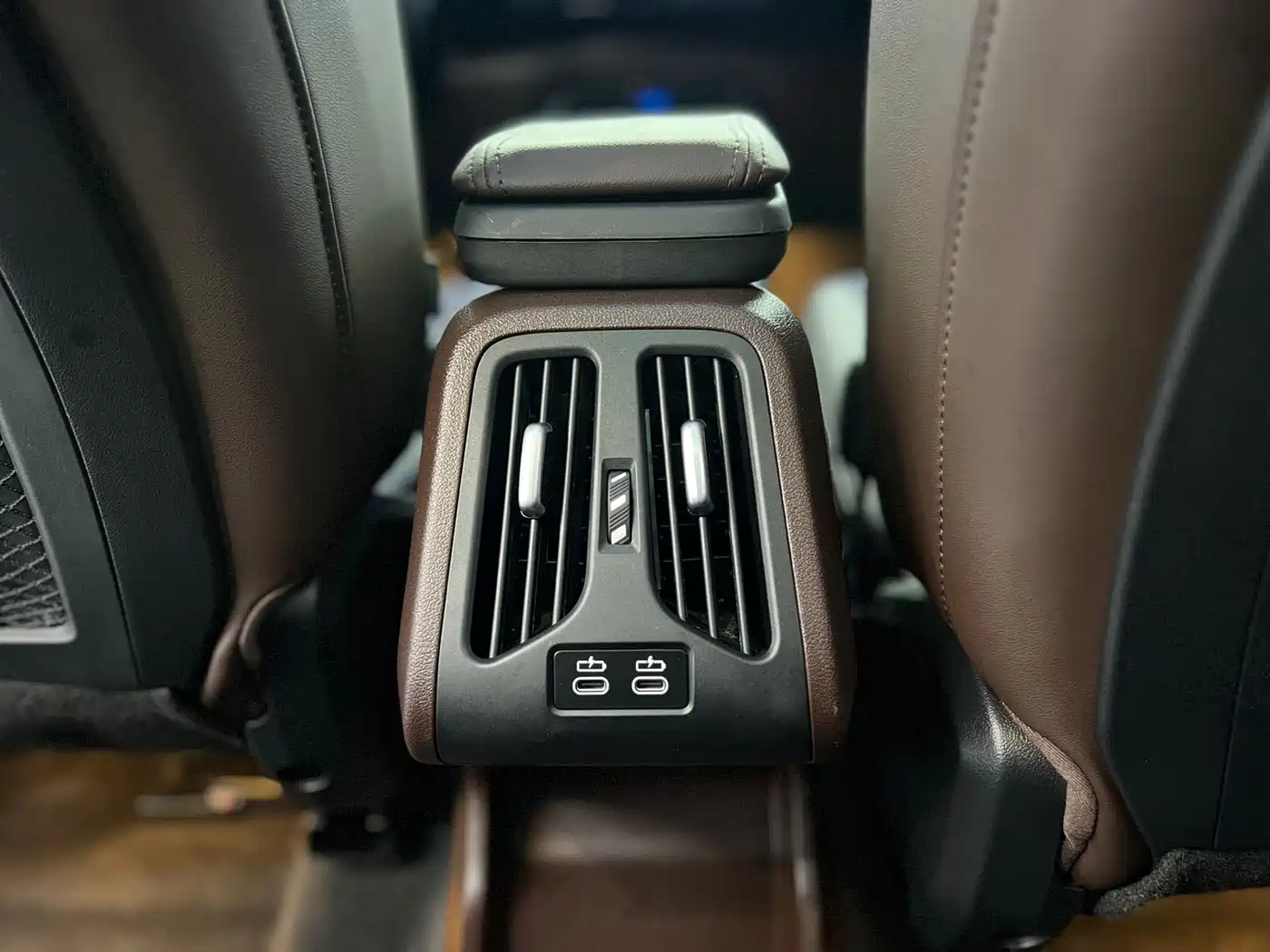 BMW X1 2023 sDrive20Li X Design Package фото 12