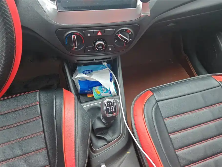 Hyundai Verna 2020 1.4L Manual GLS Cool Edition фото 16