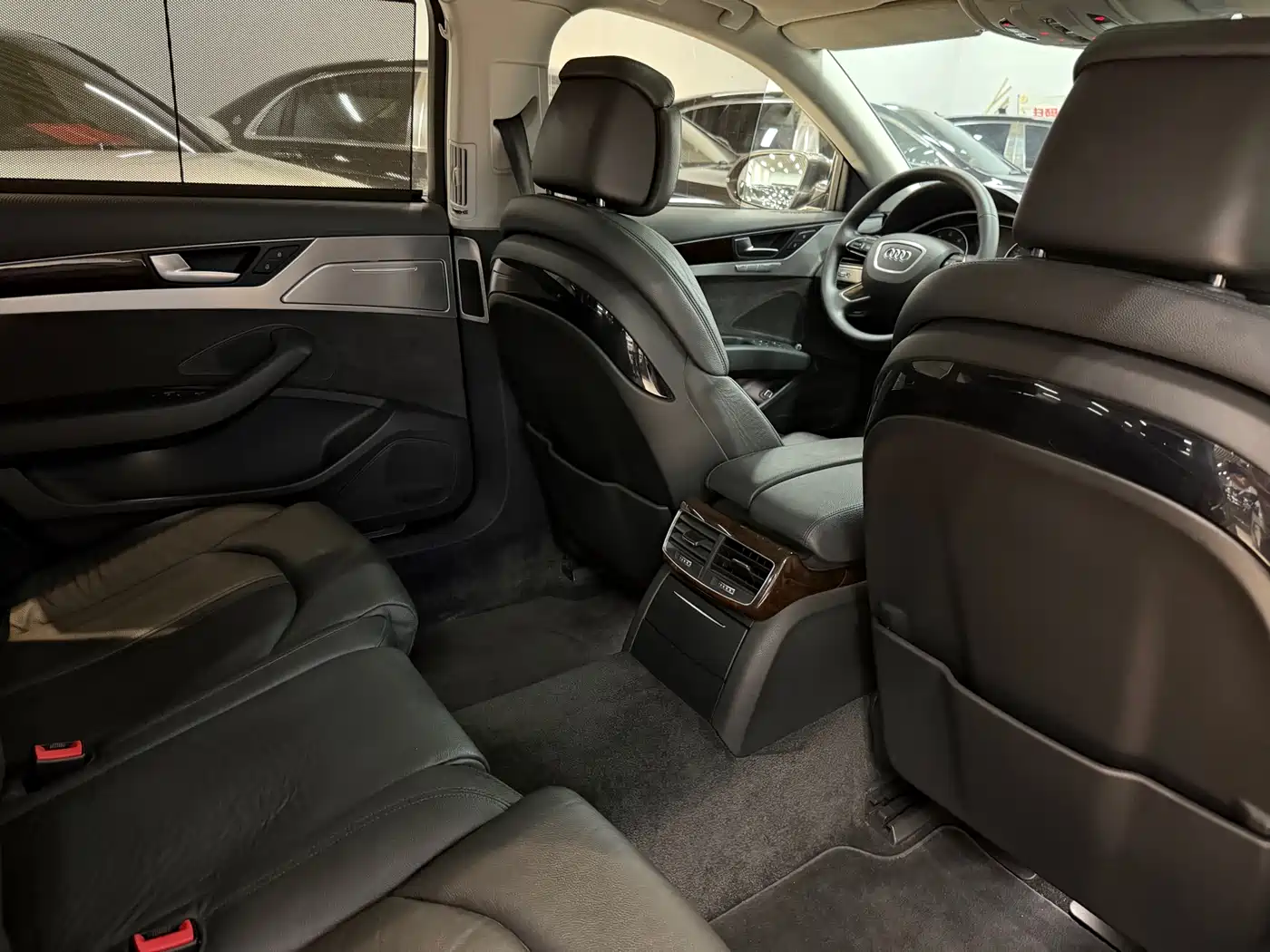 Audi A8 2016 A8L 45 TFSI quattro Comfort фото 20