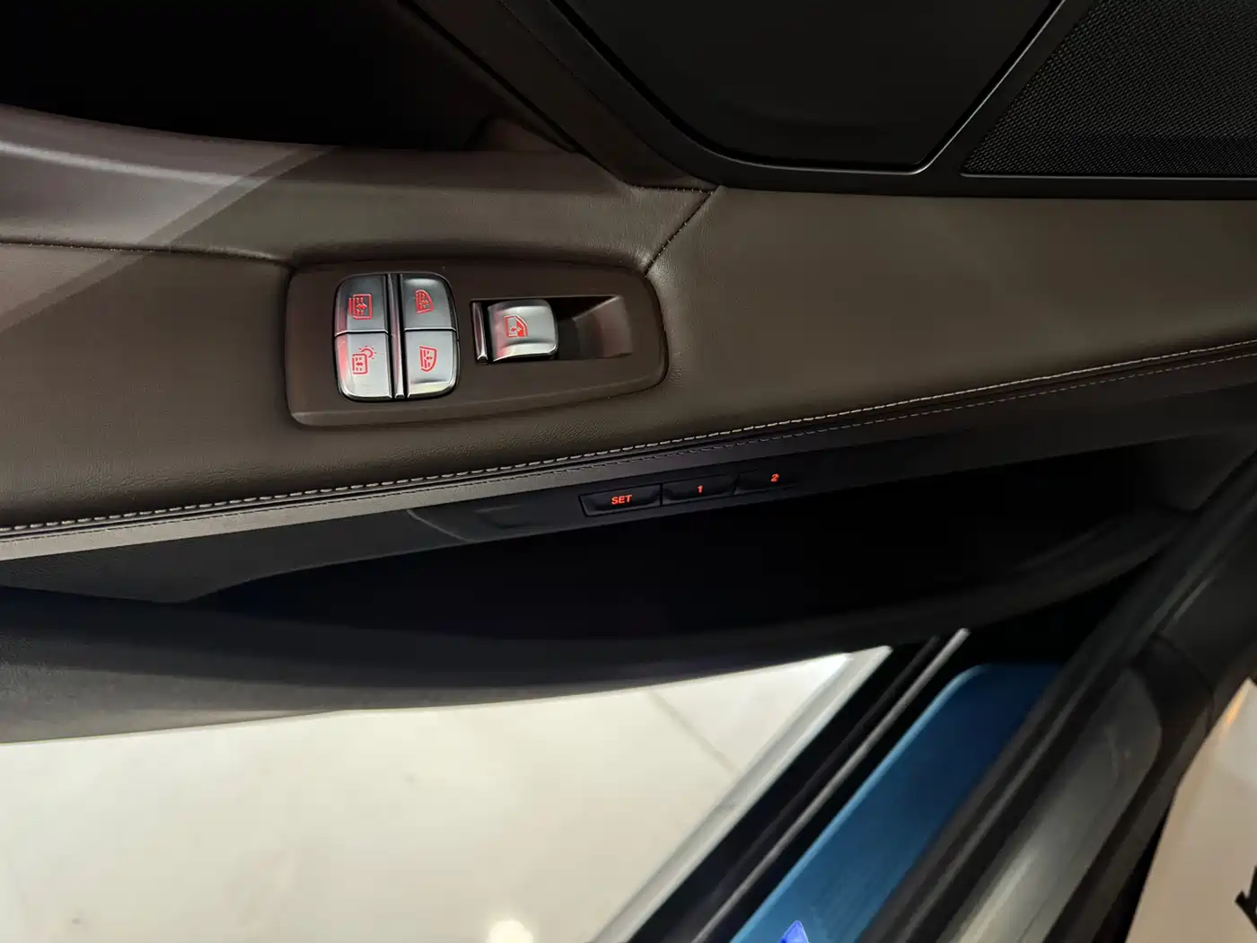 BMW 7 Series 2019 740Li Leading M Sport Package фото 17
