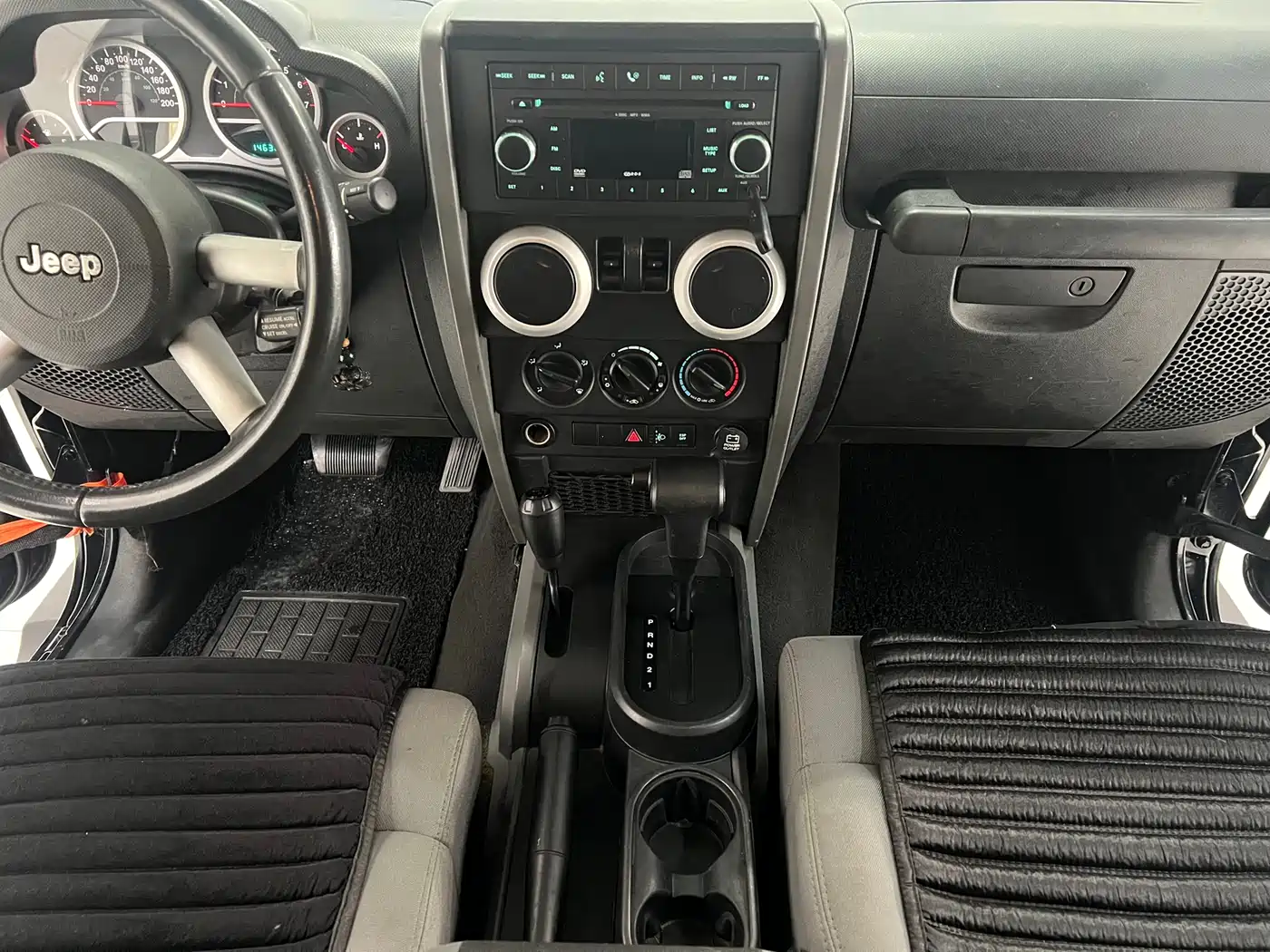 Jeep Wrangler 2010 2008 3.8L Sahara Two-Door