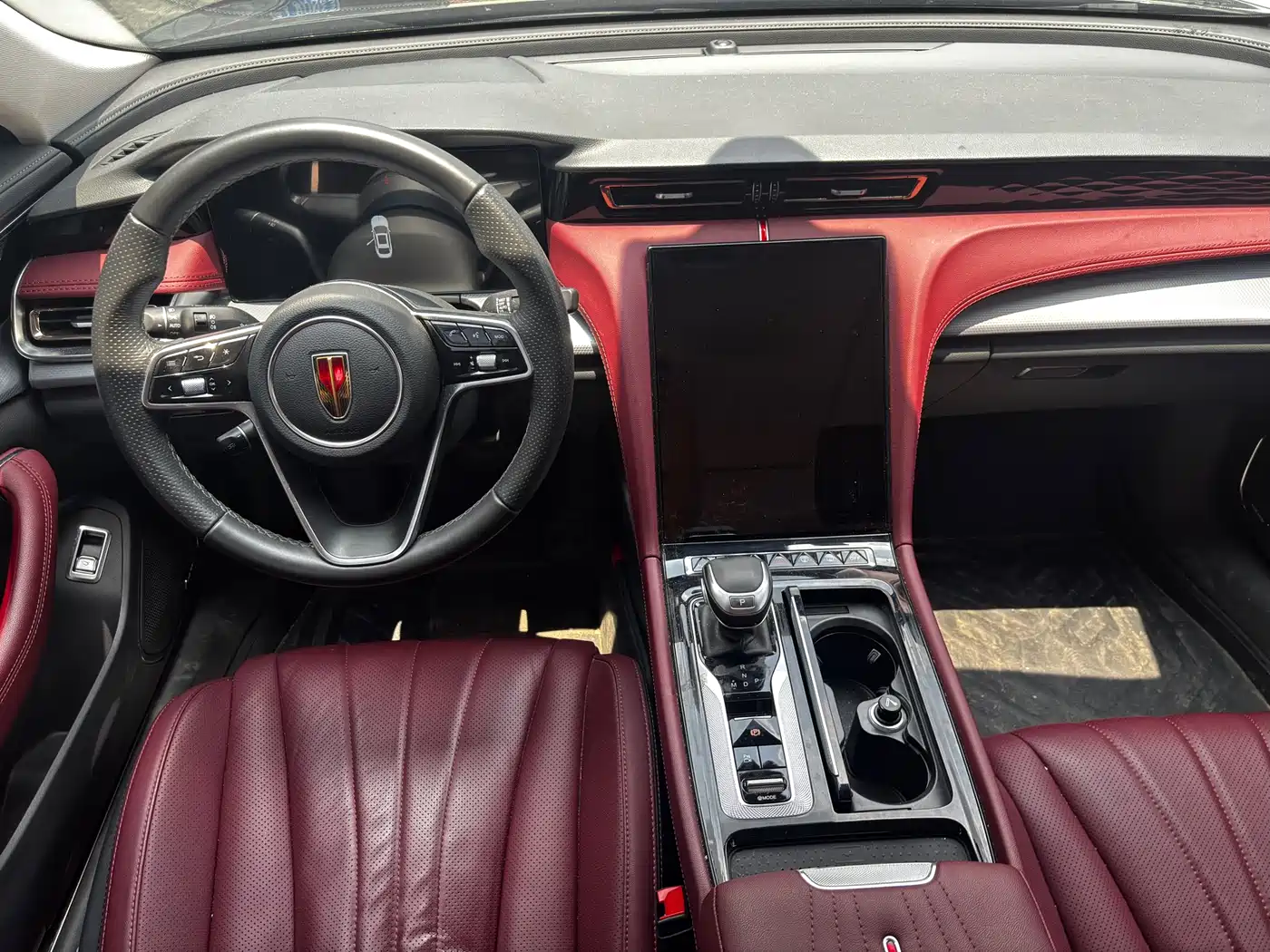 Hongqi H5 2024 2.0T Automatic Smart Connect Flag Smooth Edition фото 6