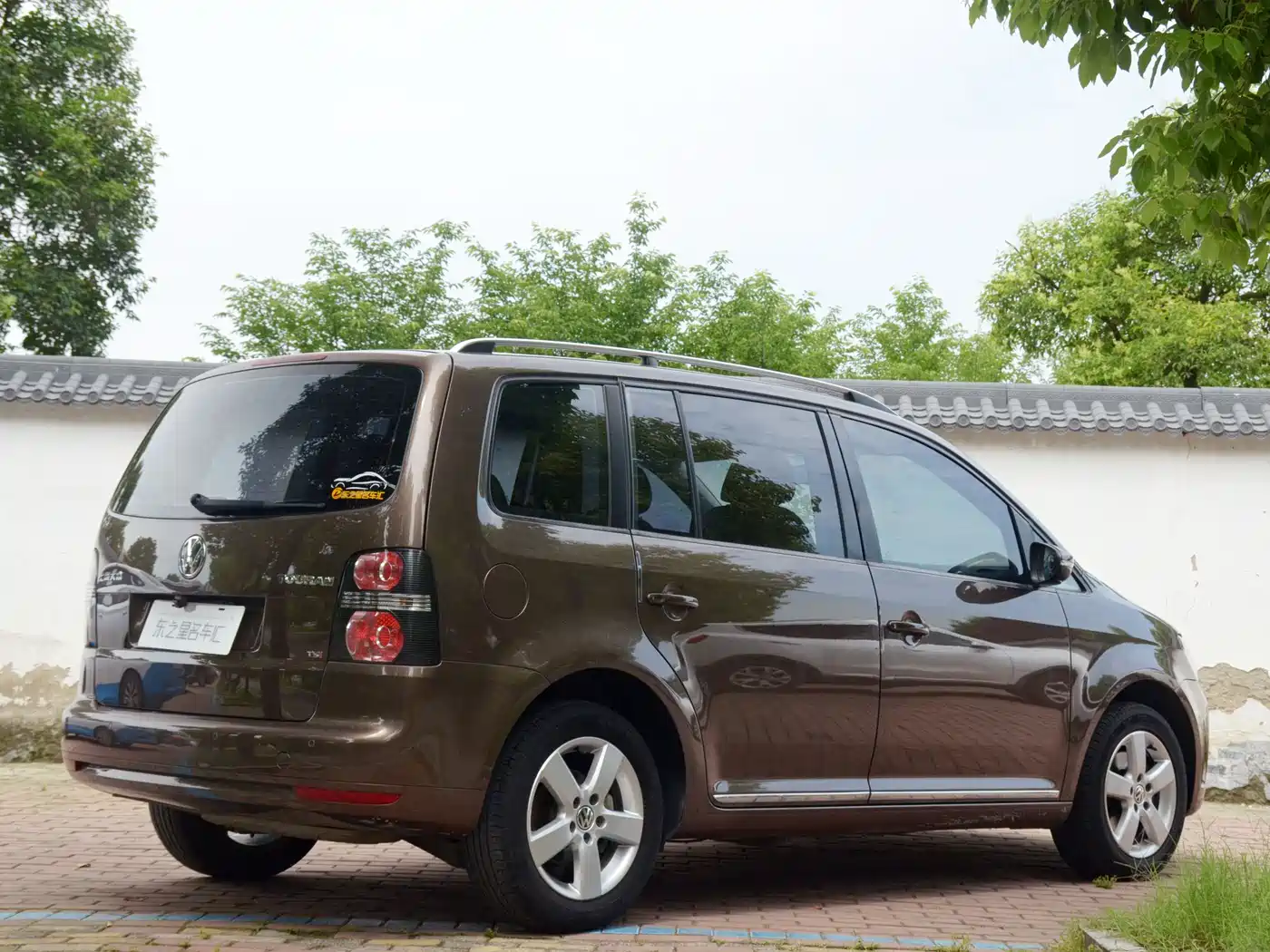 Volkswagen Touran 2013 1.4T DSG Comfort 5-seater фото 5