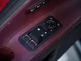 Фото 35 - Lexus LC