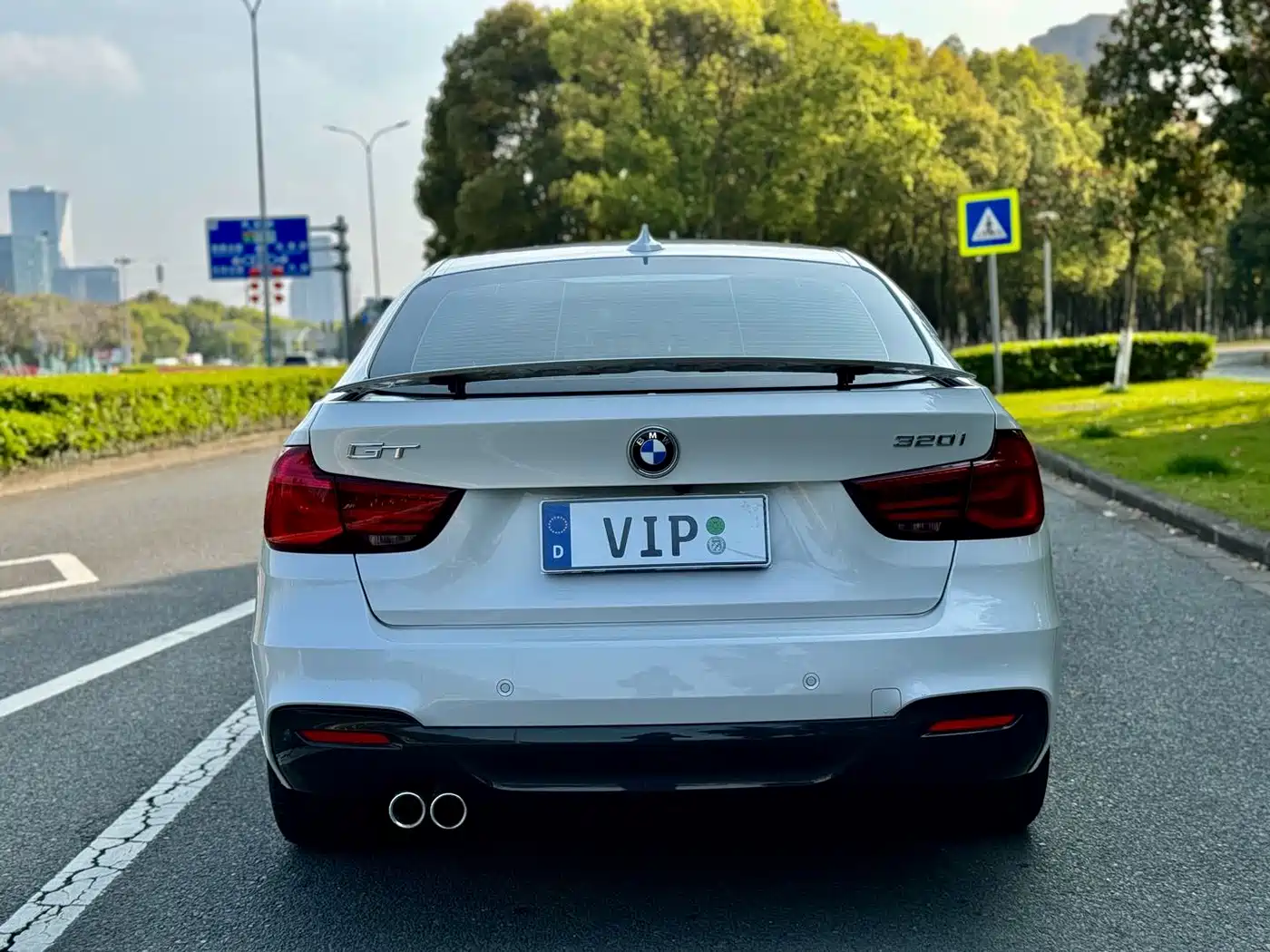 BMW 3 Series GT 2020 320i M Sport Package фото 9