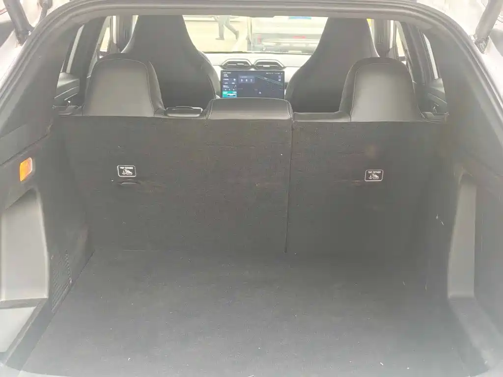 Dongfeng Aeolus Dongfeng Fengshen L7 2025 2025 518 Enjoyment