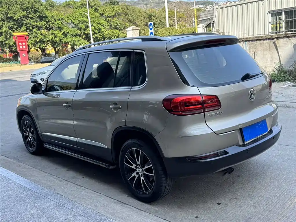 Volkswagen Tiguan 2015 1.8TSI Automatic 2WD Highline фото 4