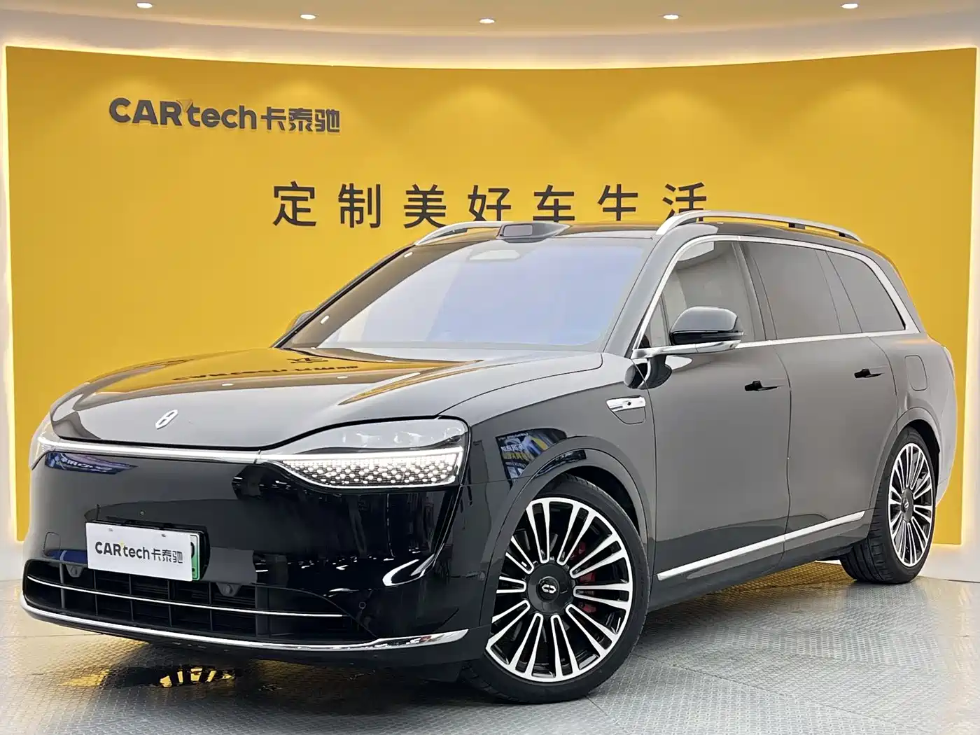 AITO Wenjie AITO M9 2024 Range Extender Max Edition 42kWh 6-seater фото 2