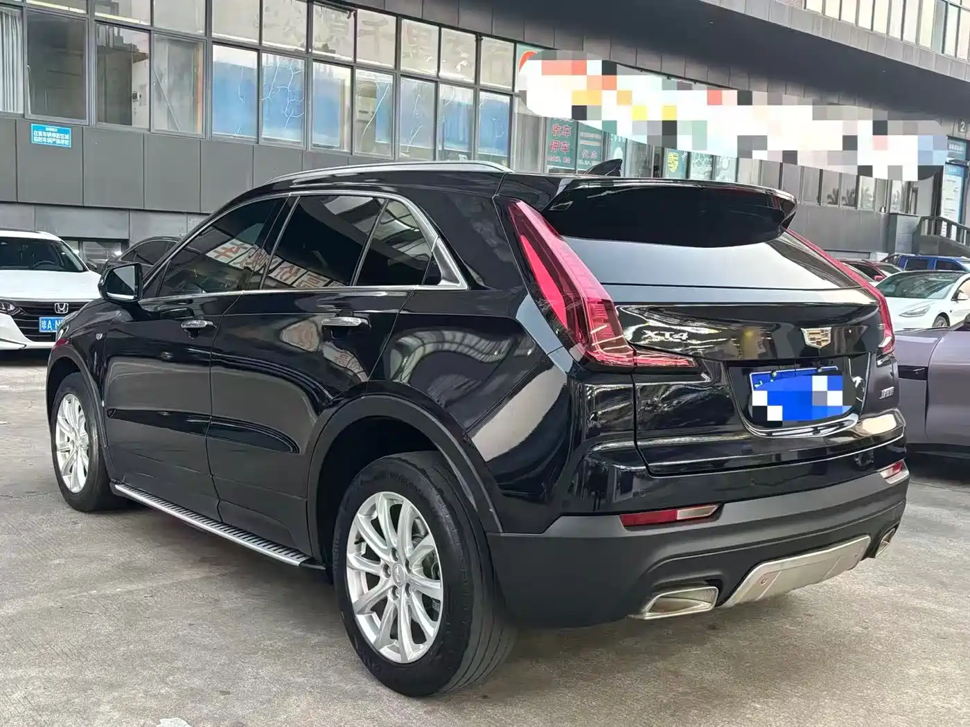 CADILLAC XT4
