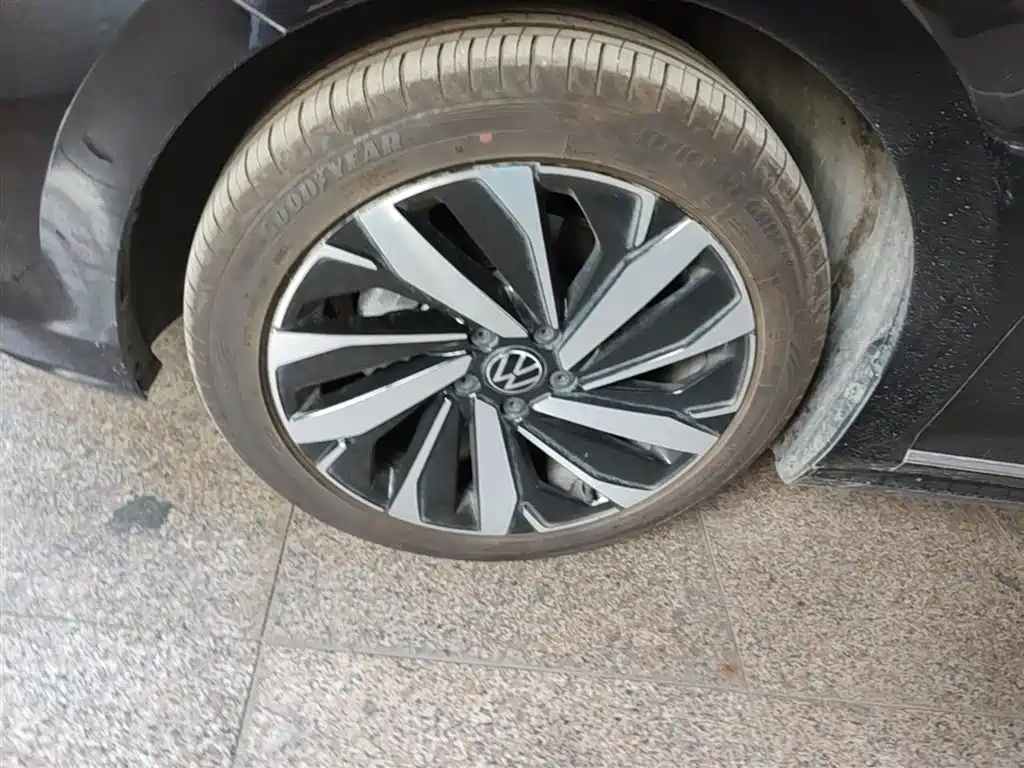 Volkswagen Passat 2024 330TSI Elite Edition фото 25