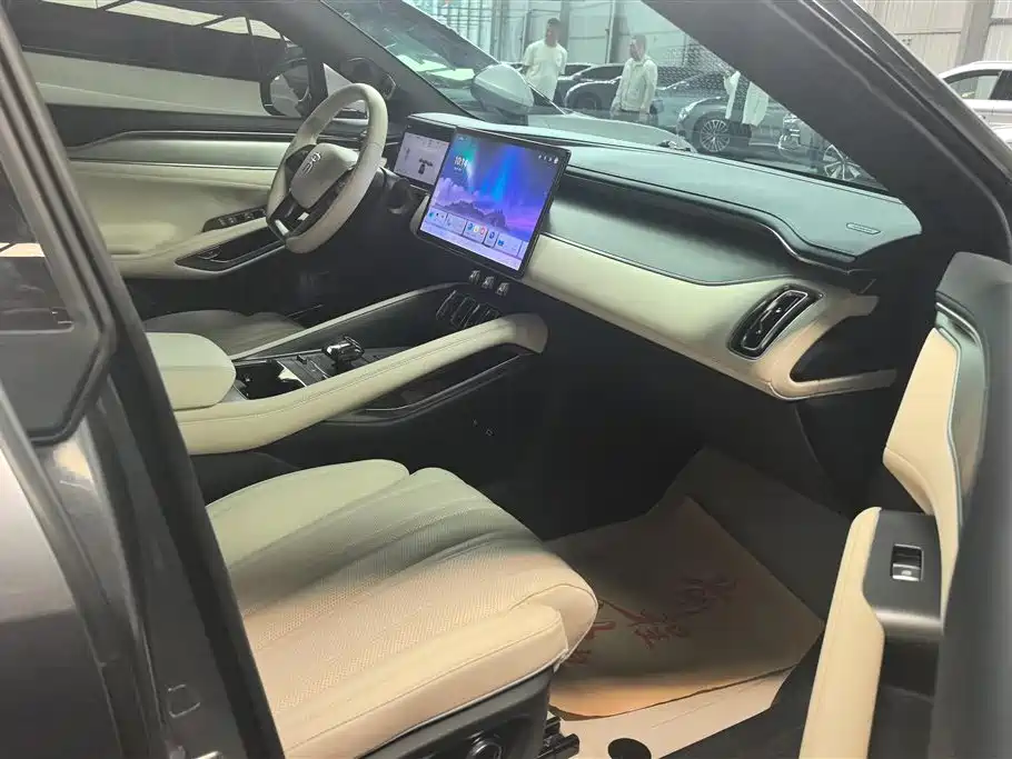 BYD Song L EV 2024 Model 662km Excellence фото 8