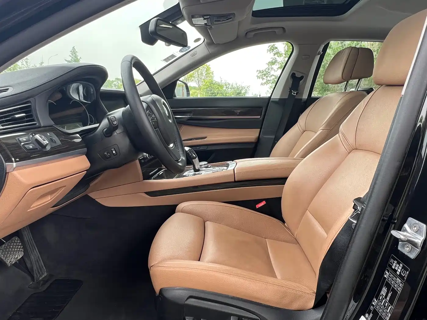 BMW 7 Series 2013 Model 730Li Luxury фото 8