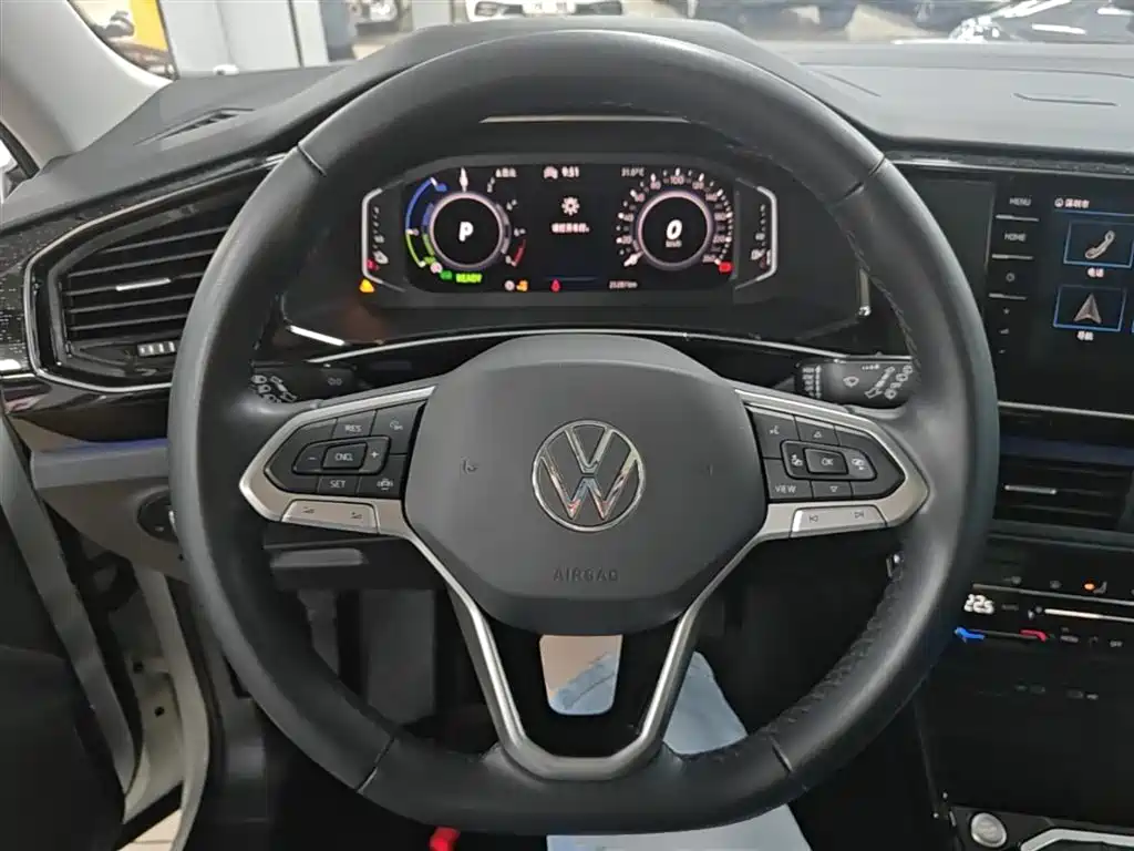 Volkswagen Tayron GTE Plug-in Hybrid 2022 1.4T Luxury фото 11