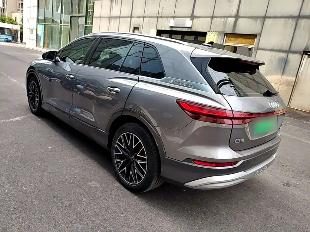 2024 Audi Q5 e-tron