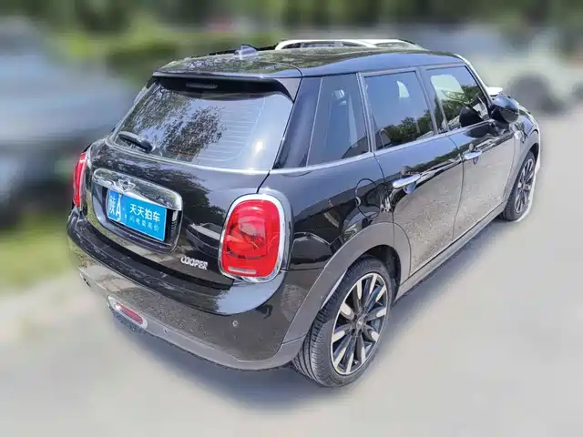 MINI 2016 1.5T COOPER Expression 5-door — фото 2
