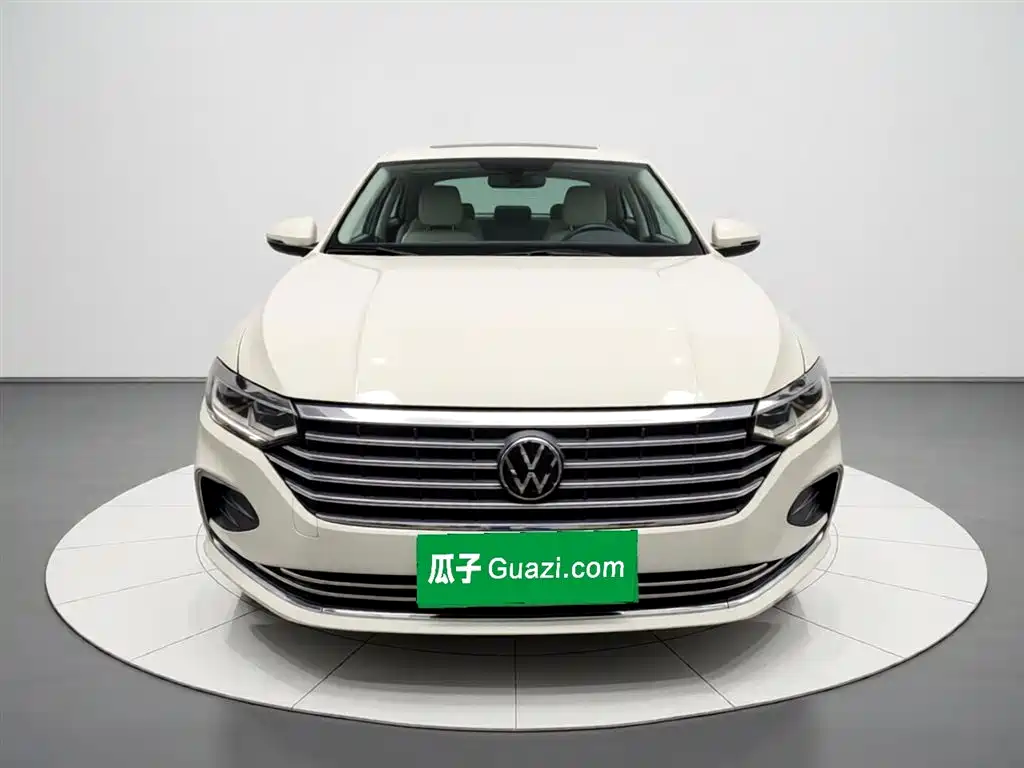 Volkswagen Lavida 2023 1.5L Auto Five Million Edition фото 2