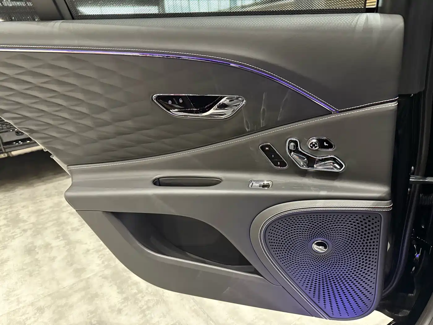 Bentley Flying Spur Plug-in Hybrid 2023 2022 2.9T V6 Hybrid Mulliner