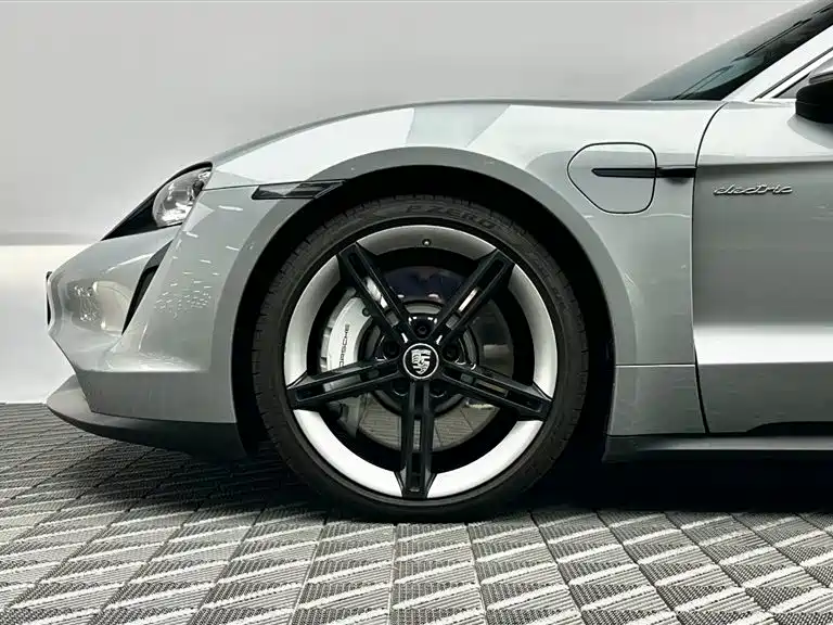 Porsche Taycan 2021 2019 Taycan 4S