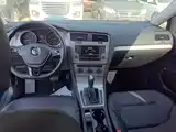 صورة 10 - Volkswagen Golf (Import)