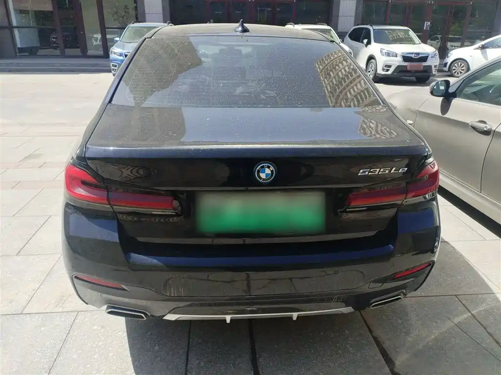 BMW 5 Series New Energy 2021 535Le M Sport Package фото 4