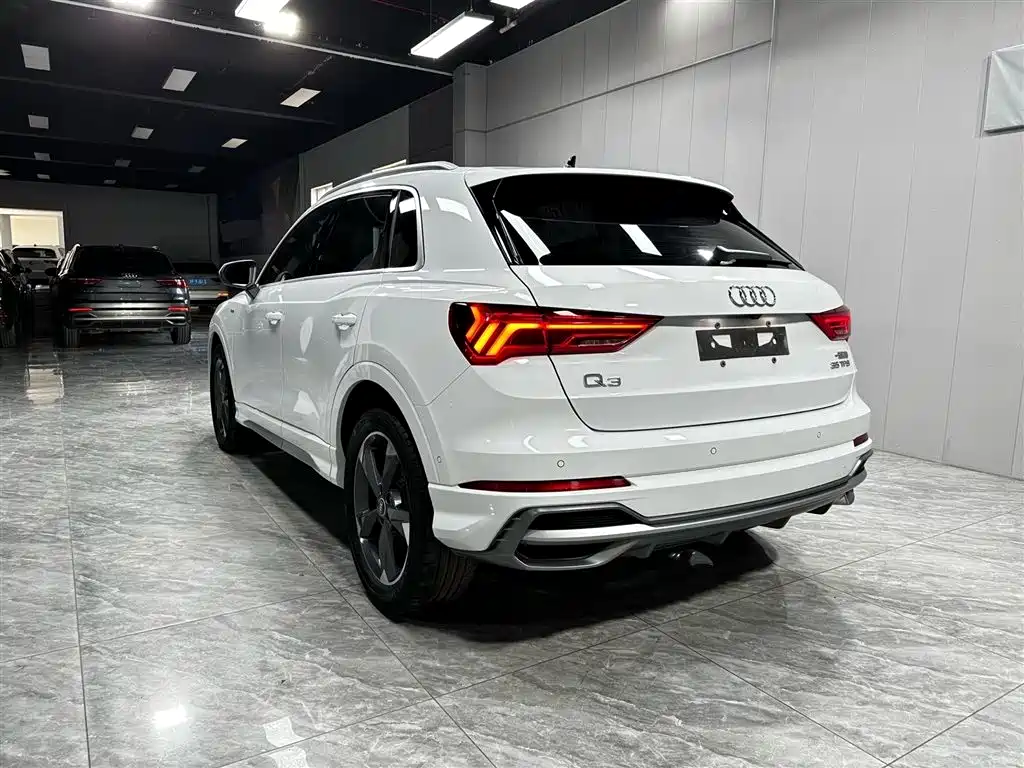 Audi Q3 2022 35 TFSI Fashion Dynamic фото 4