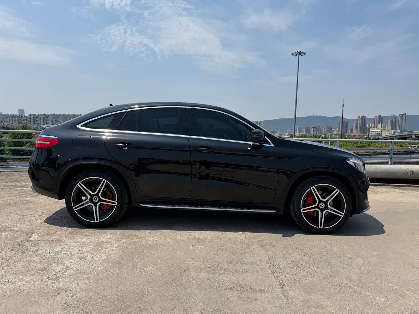Mercedes-Benz GLE Coupe 2015 GLE 320 4MATIC Coupe SUV фото 4