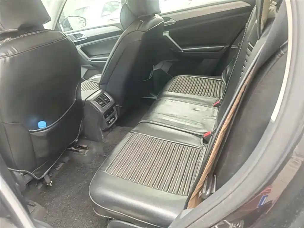Volkswagen Tayron 2019 330TSI 2WD Luxury China V фото 17
