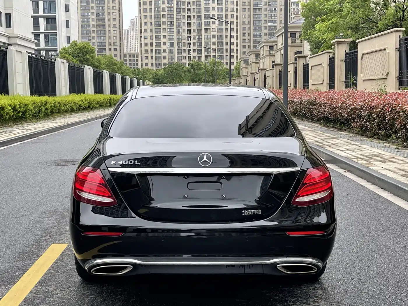 Mercedes-Benz E-Class 2016 E 300 L Fashion Type фото 6