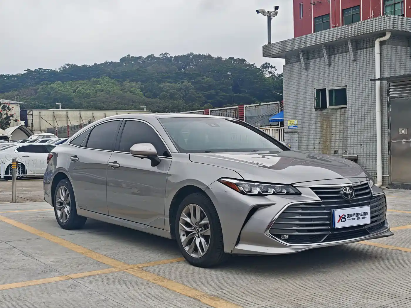 Toyota Avalon 2019 2.5L Progressive Edition China VI фото 2