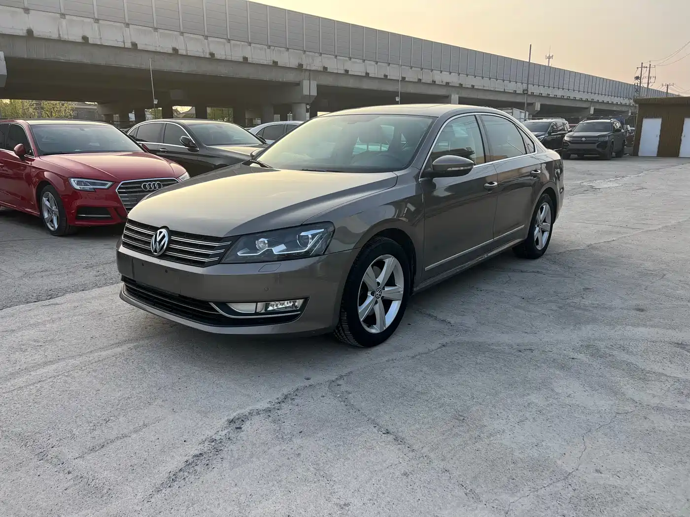 Volkswagen Passat 2011 1.8TSI DSG Royal Edition