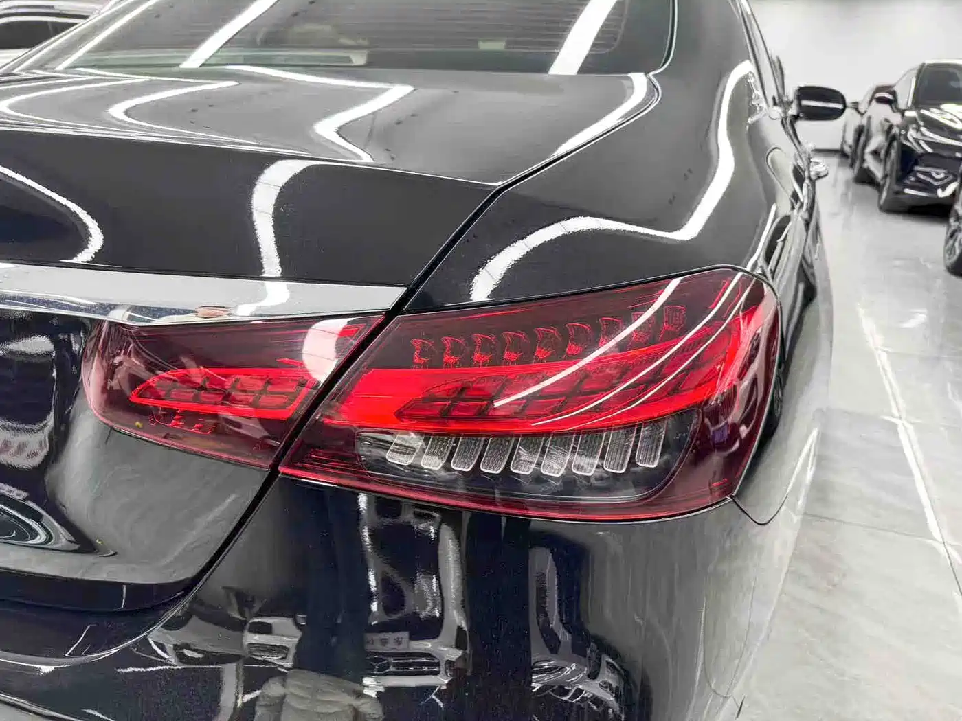 Mercedes-Benz E-Class 2023 E 300 L Luxury фото 22