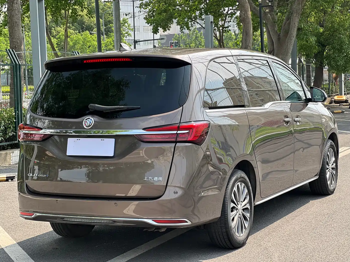Buick GL8 2022 Land Business Class 652T Luxury фото 6