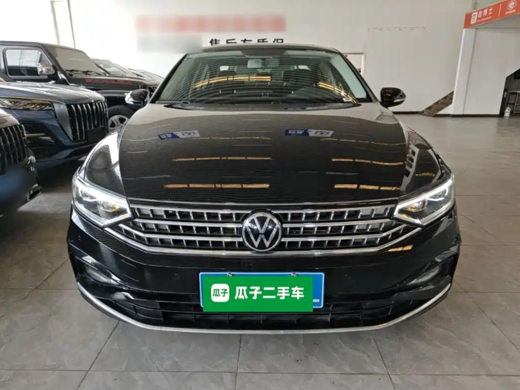 Фото 3 - Volkswagen Magotan