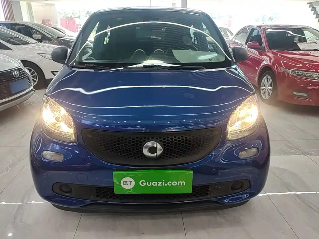 smart forfour 2019 2018 1.0L 52kW Agile Edition