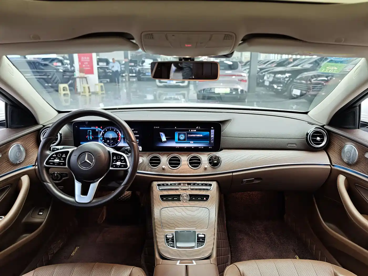 Mercedes-Benz E-Class 2019 E 300 L Fashion фото 10
