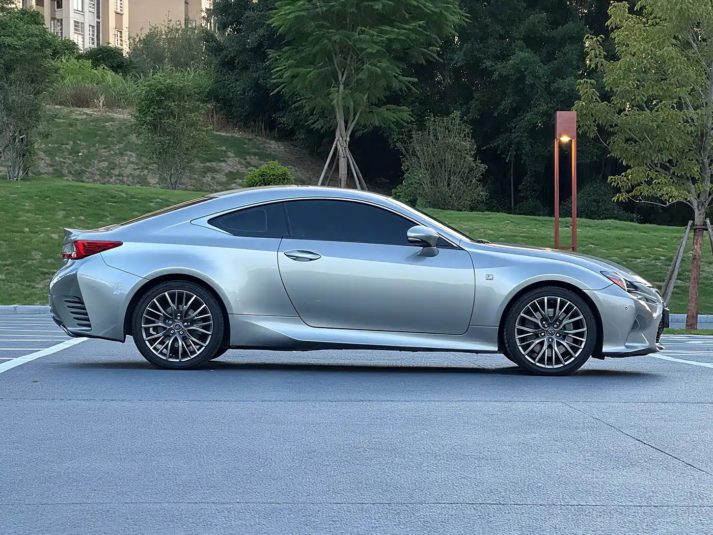 LEXUS RC