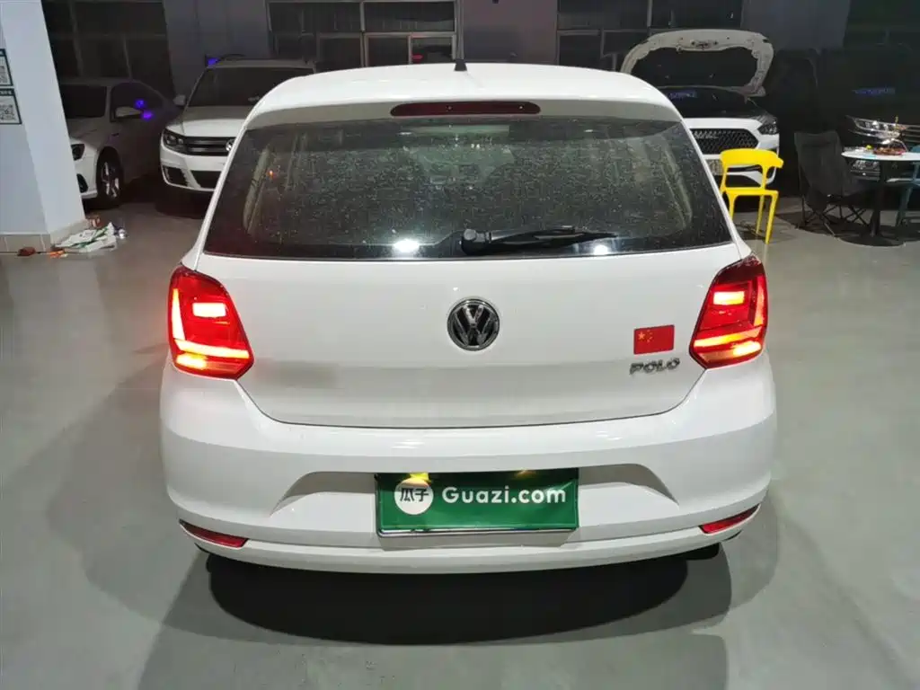 Volkswagen Polo 2016 1.4L Automatic Trend фото 6