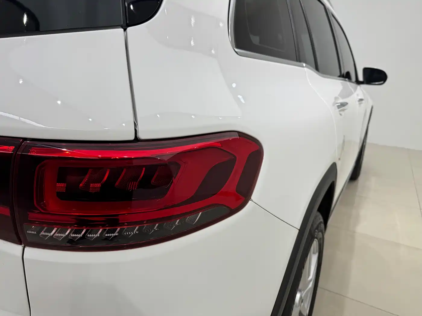 Mercedes-Benz GLB 2023 GLB 220 Dynamic фото 11