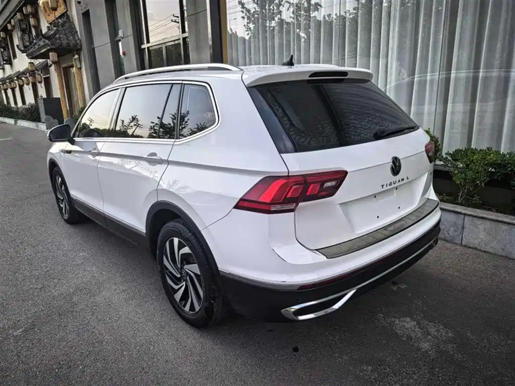 Volkswagen Tiguan L 2022 330TSI Automatic 2WD Smart Edition фото 5