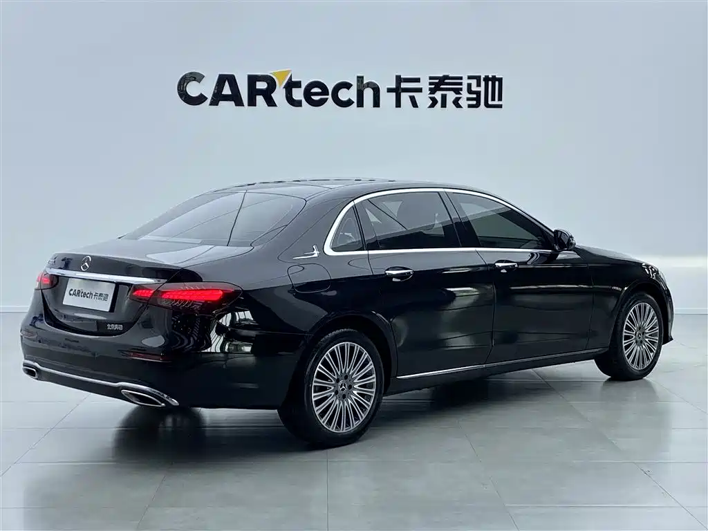 Mercedes-Benz E-Class 2023 E 300 L Fashion фото 4