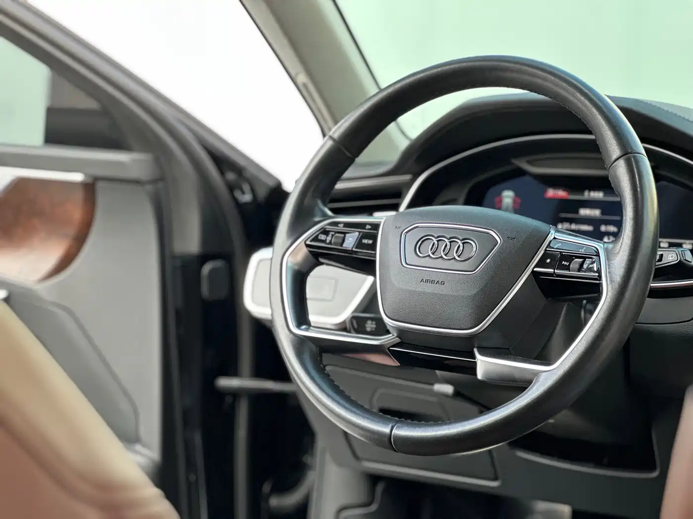 Фото 7 - Audi A6 (Import)