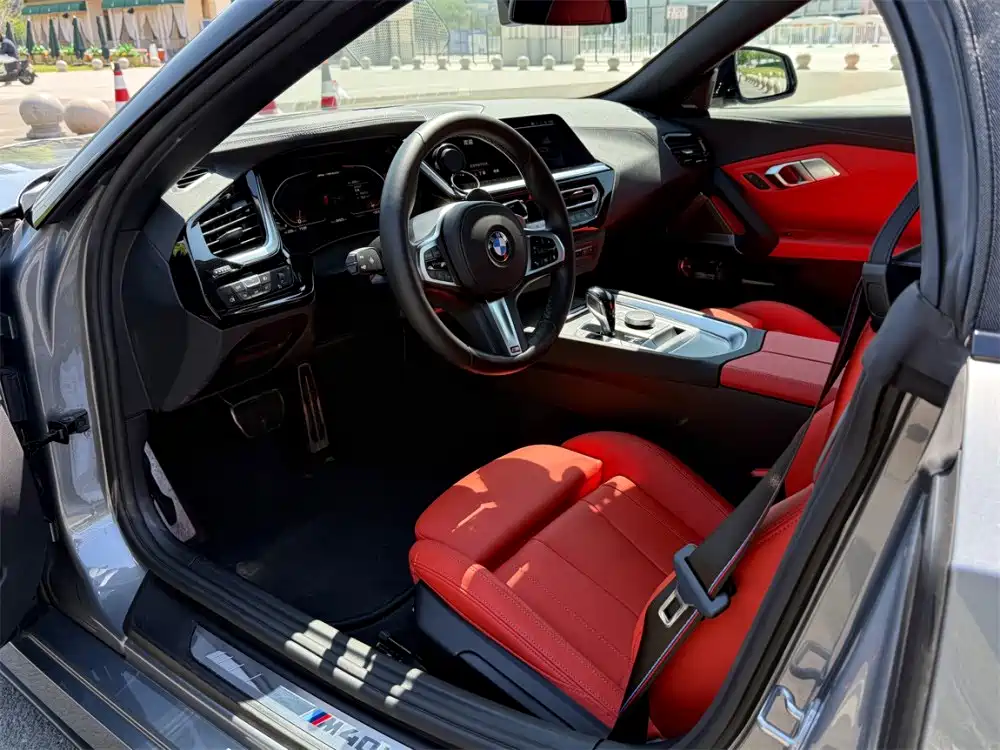 BMW Z4 2022 M40i M Sport Performance фото 4