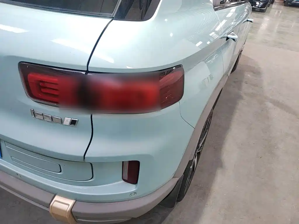 Photo 8 - Geely ICON