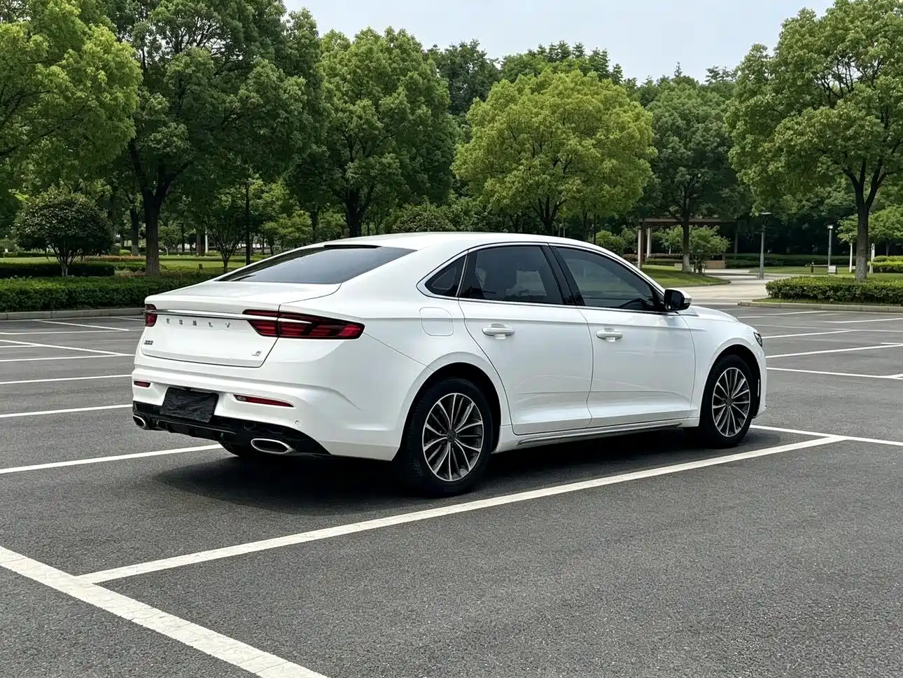 Фото 5 - Geely Preface