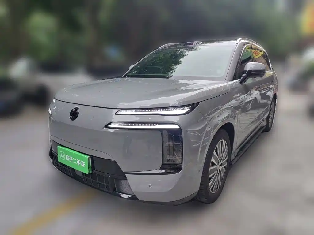 2026 Denza N8L