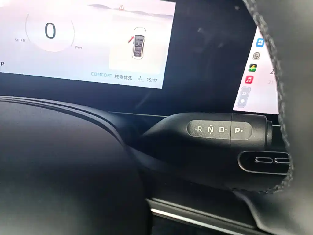 Roewe D7 2025 2025 DMH 125km World Champion Edition