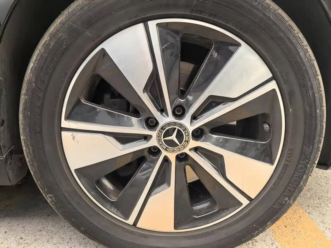 Mercedes-Benz V-Class 2021 V 260 L Long Wheelbase Premium Edition фото 30